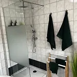 Paula Im Lausitzer Seenland ホームステイ *