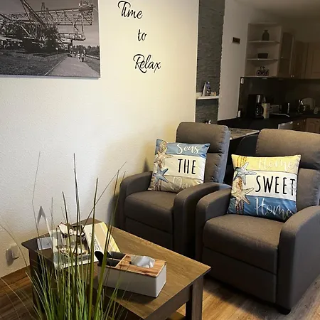 Paula Im Lausitzer Seenland Homestay